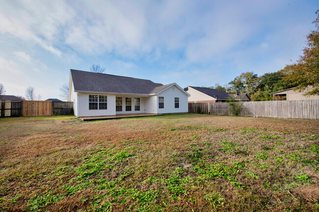 Building Photo - 4195 Berry Cir