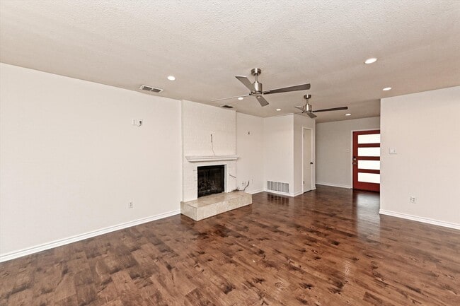 Building Photo - 3706 Harpers Ferry Ln