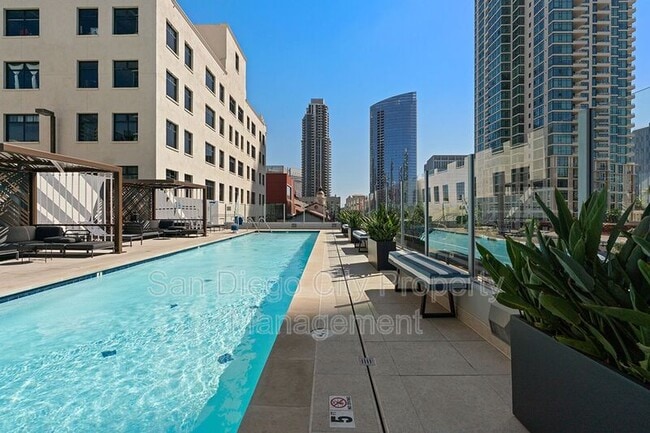 Building Photo - 1262 Kettner Blvd