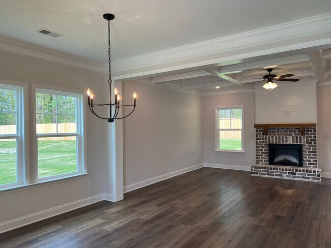 Building Photo - *** COMING SOON! *** Exquisite Rental Home Features 4 Beds, 2.5 Baths in John's Landing!