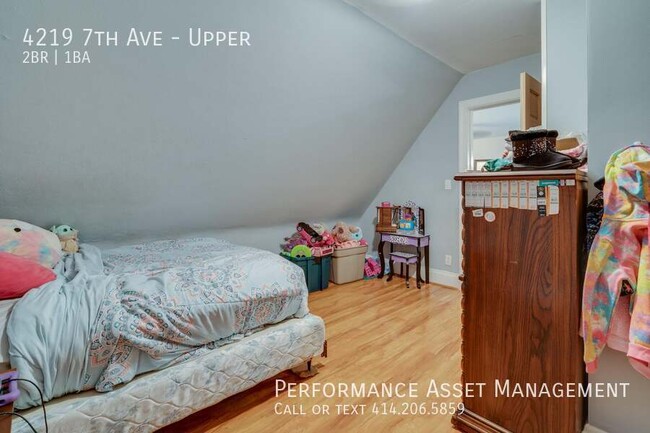 Building Photo - 4219 7th Ave