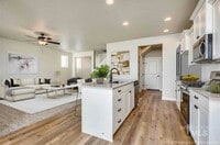 Building Photo - 3077 N Chianti Ave