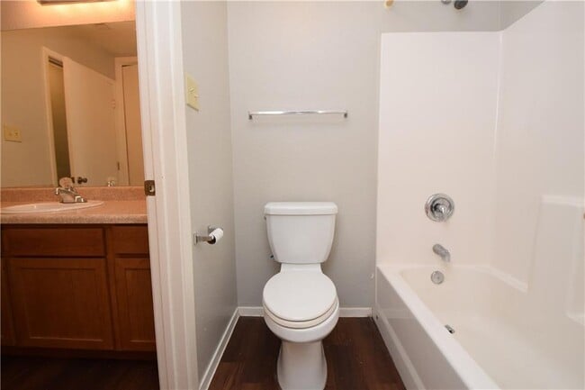 Building Photo - 10811 Lanshire Dr