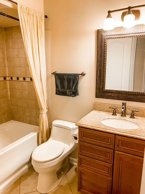 Guest Bathroom - 12 Flaxleaf Court