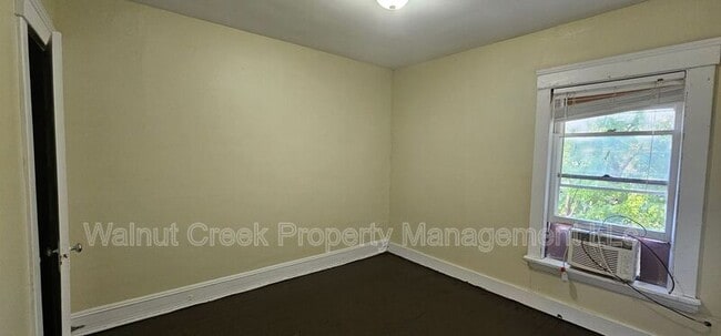 Building Photo - 1280-1280 Marlowe Ave