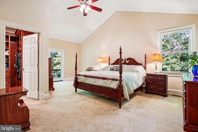 Building Photo - 9454 Newbridge Dr