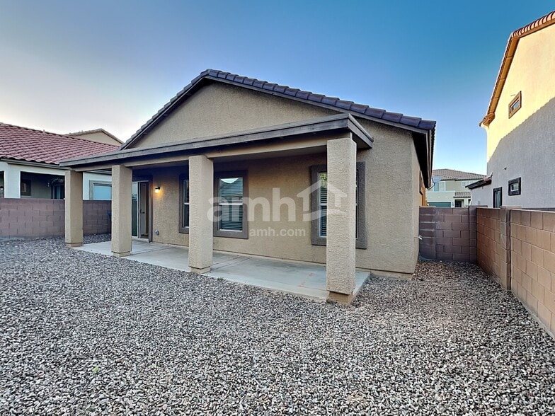 Building Photo - 14337 S Via Del Moro