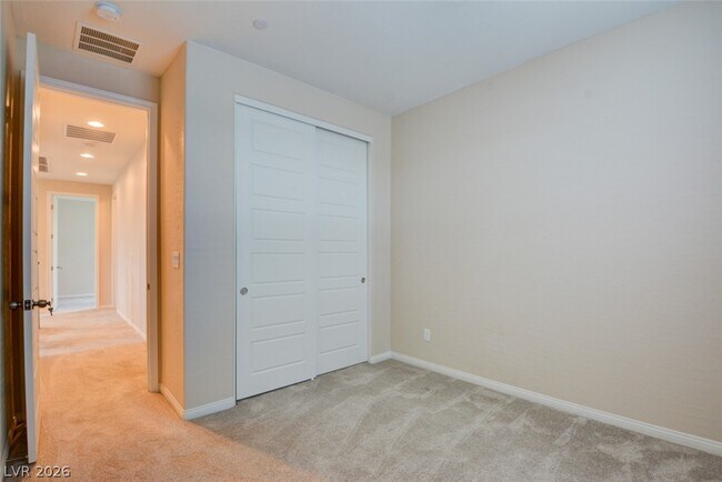 Building Photo - 141 Neverland Ave