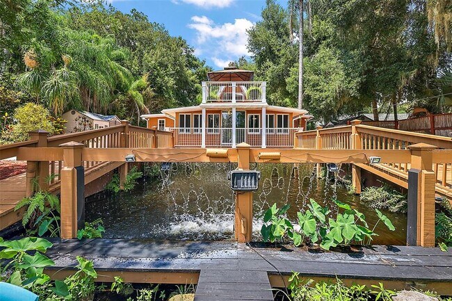 Building Photo - 507 Lakeshore Dr