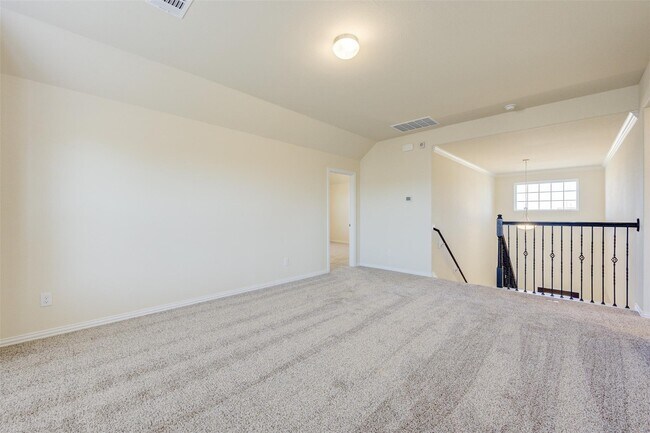 Building Photo - 10902 Granite Chief Dr