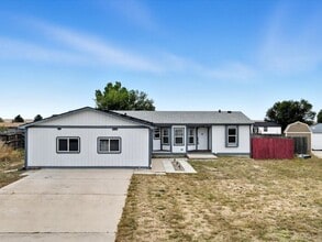 Building Photo - 4735 Adrienne Dr