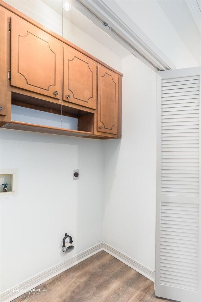 Building Photo - Shreveport townhome for rent