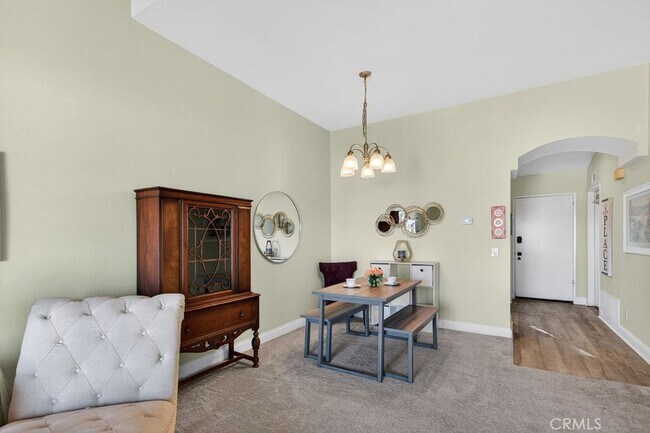 Building Photo - 30902 Club House Dr