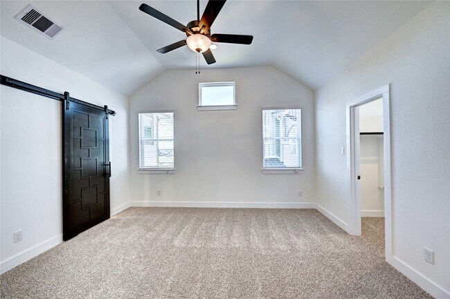 Building Photo - 7643 Meadow Mouse Ln