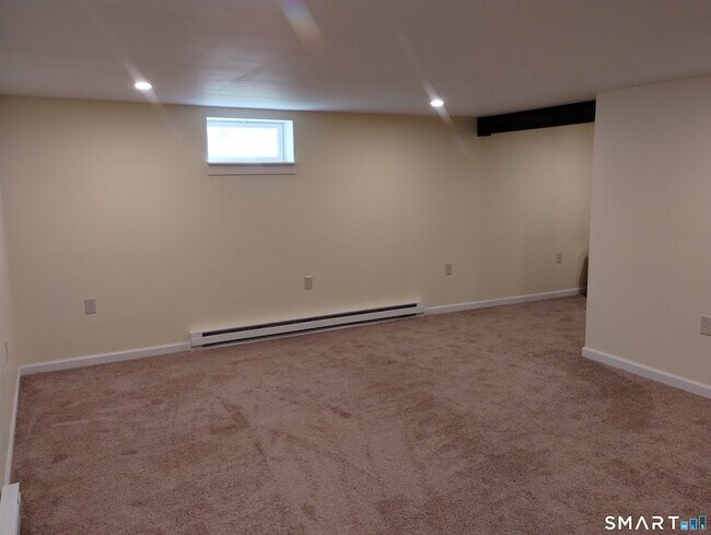 Building Photo - 26 Highland Ave