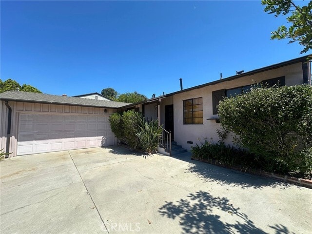 Building Photo - 1520 Wilcox Ave