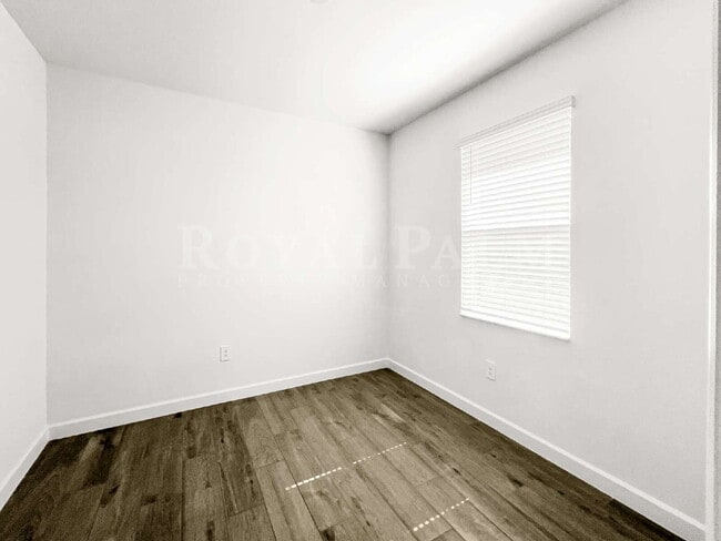 Building Photo - 10706 Clementine Pl