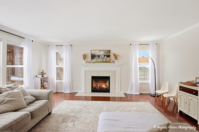 Building Photo - 1901 Kennedy Dr