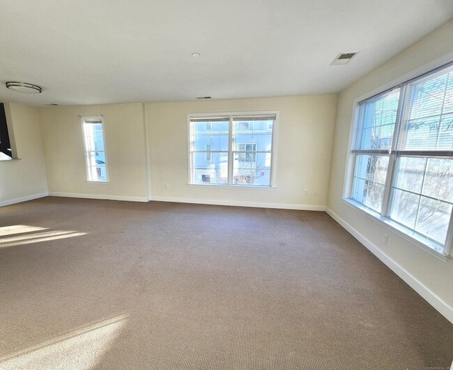 Building Photo - 60 Merrell Ave