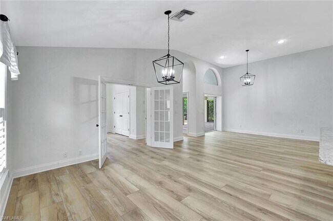 Building Photo - 7052 Timberland Cir