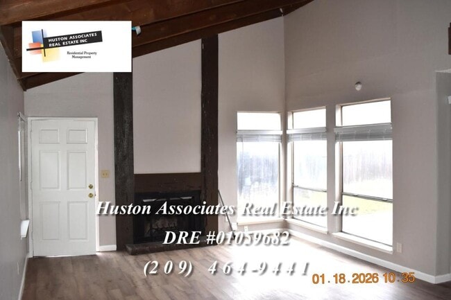 Building Photo - 3124 Kelley Ct