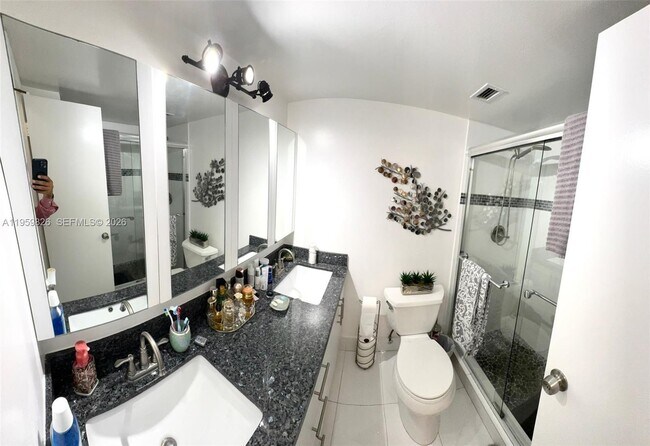 Building Photo - 9455 W Flagler St