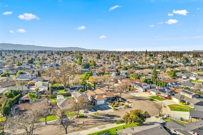 Building Photo - 5825 Laguna Seca Way