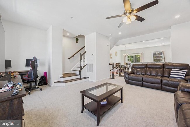 Building Photo - 142 Mulberry Dr