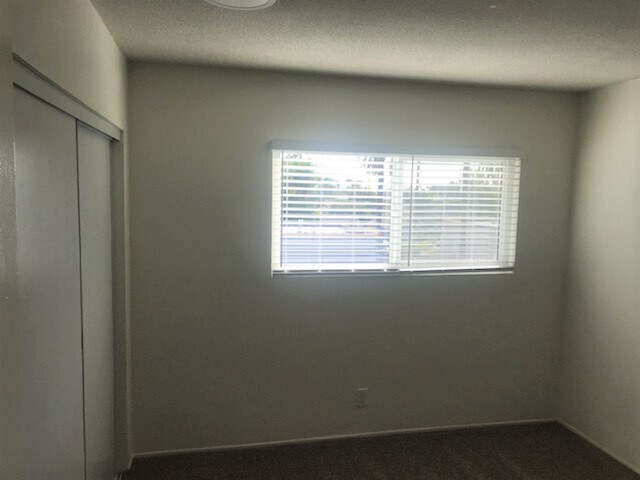 Building Photo - 2611 E Broadway