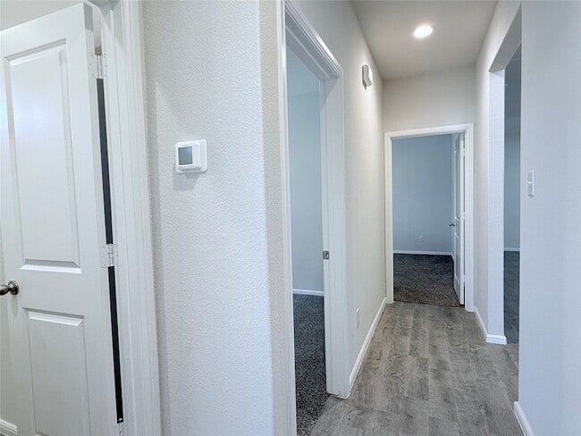 Building Photo - 309 Crowfoot Dr