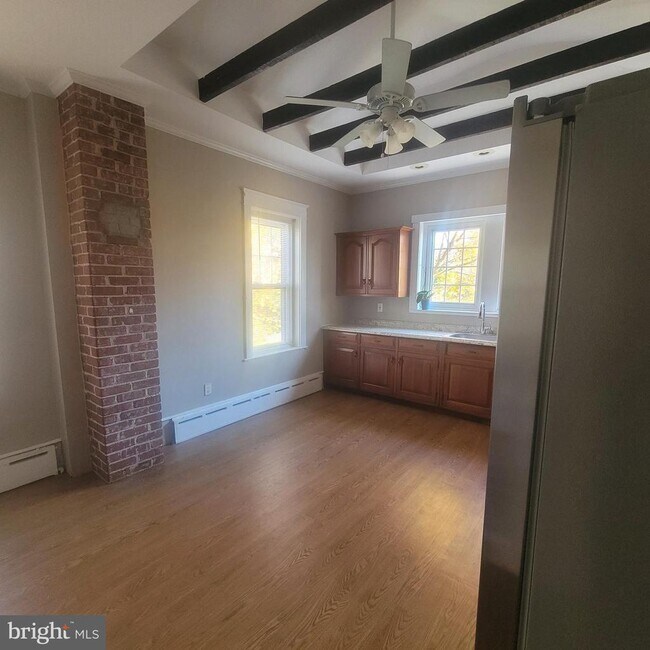 Building Photo - 554 Blackhorse Hl Rd