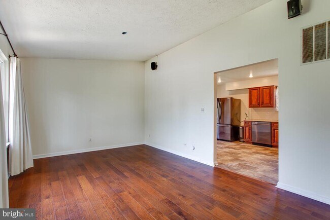Building Photo - 45684 Schooner Ct