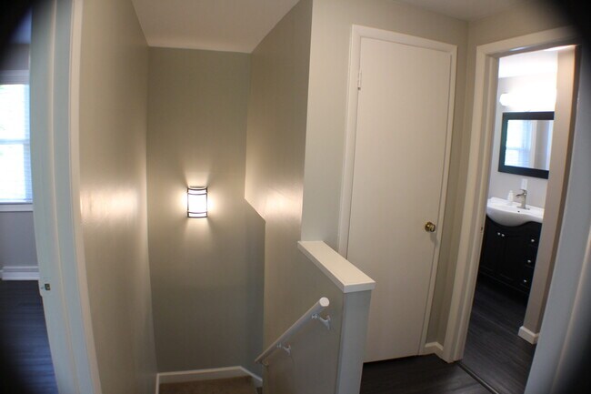 Building Photo - 335 Madison Ave