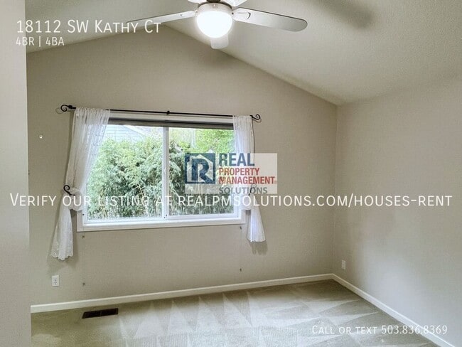 Building Photo - 18112 SW Kathy Ct