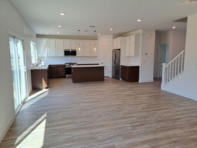 Building Photo - Brand New Home – AVAILABLE SOON!