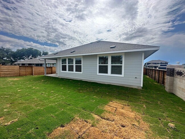 Building Photo - 167 Jeffers