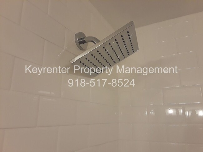Building Photo - Lafortunate Park | 3 Bed | 2 Bath | Available end of June