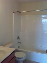 Building Photo - 1241 Ledge Dr