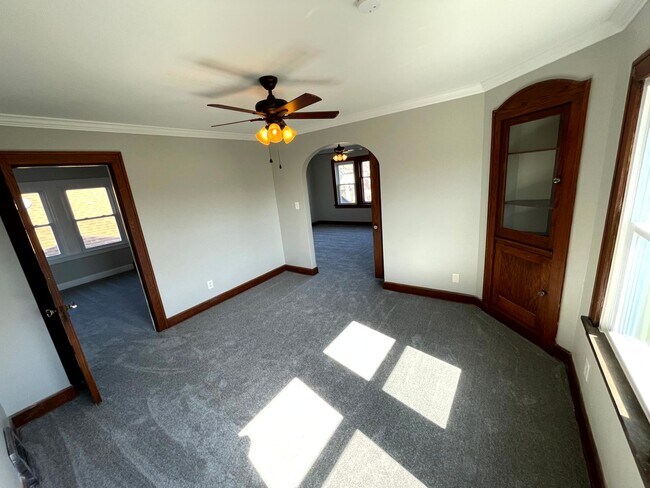 Building Photo - 6711 Dartworth Dr