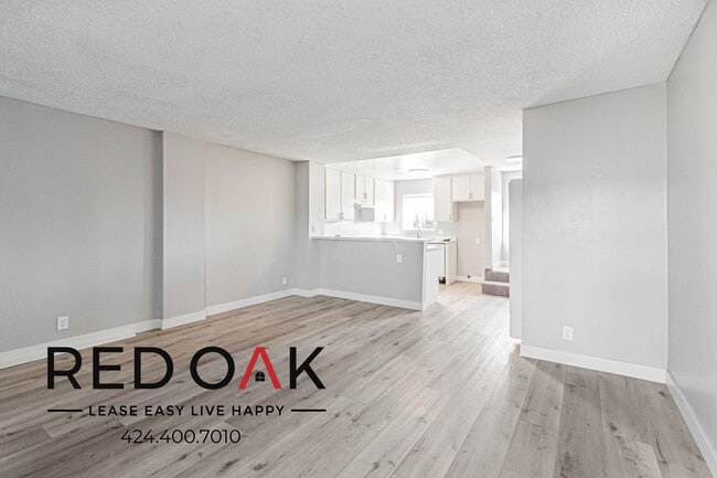 Primary Photo - 3742 E Fountain St