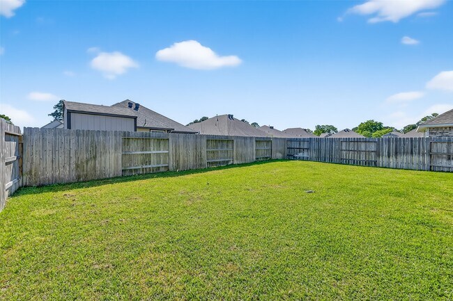 Building Photo - 14371 N Summerchase Cir