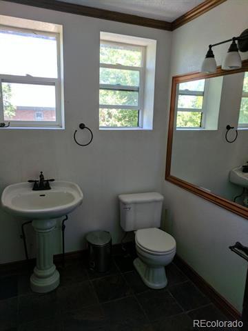 Building Photo - 3450 Clay St