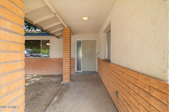 Building Photo - 6707 N 42nd Ave