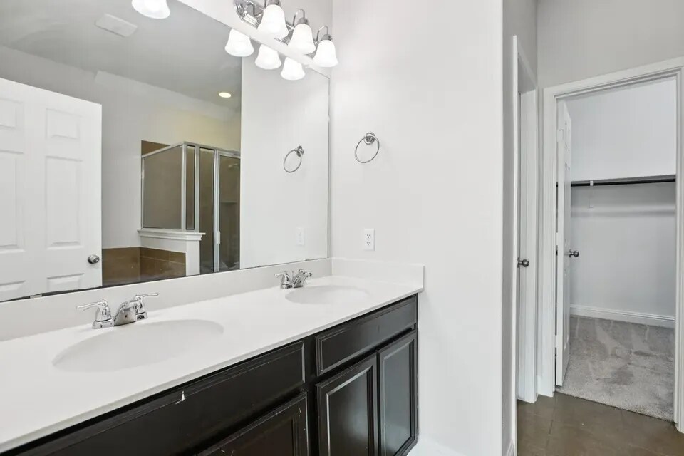 Building Photo - 19717 Shinning Isle Run