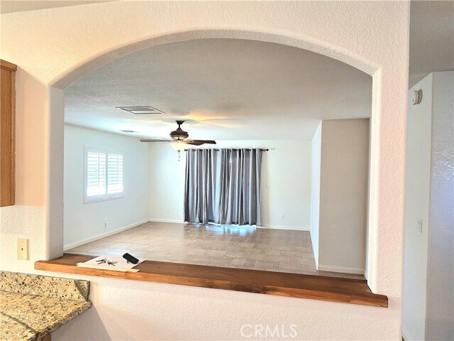 Building Photo - 74404 Pinon Dr