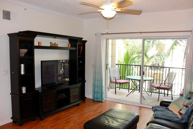 Building Photo - 3302 Tuscany Way