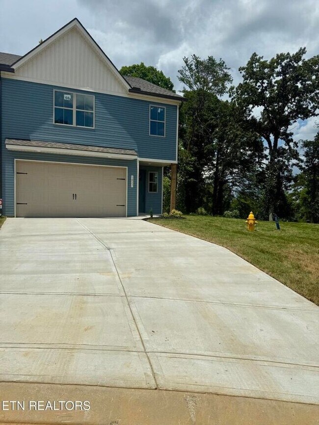 Primary Photo - 3bd Marigold floorpan in Bennett Village