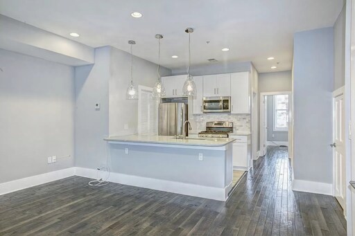Building Photo - 1220 19th St NE