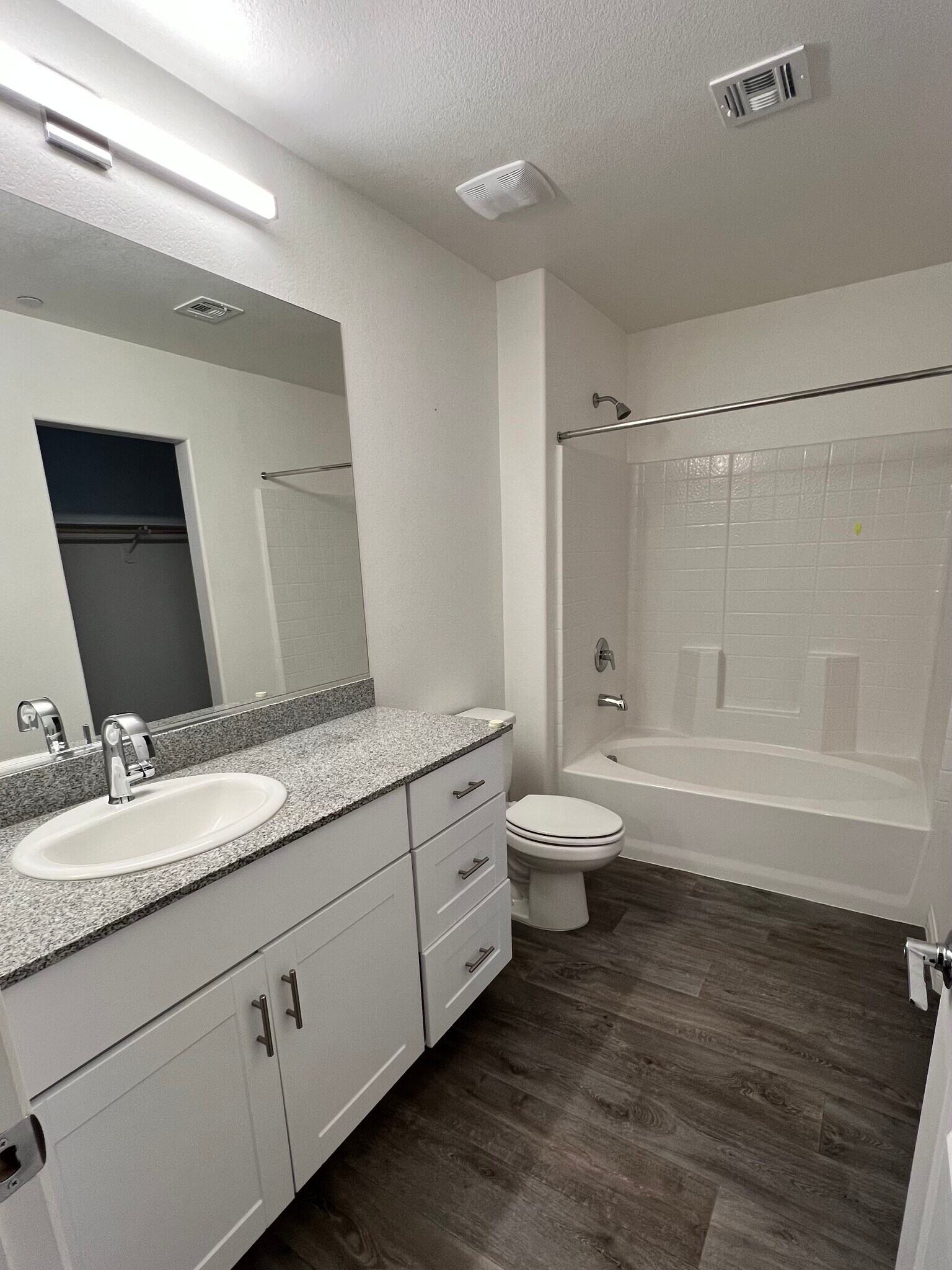 Building Photo - 12185 Scarlet Ember Rd