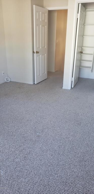 Building Photo - Beautiful 2 Bedroom, 2.5 Bath Townhome in ...
